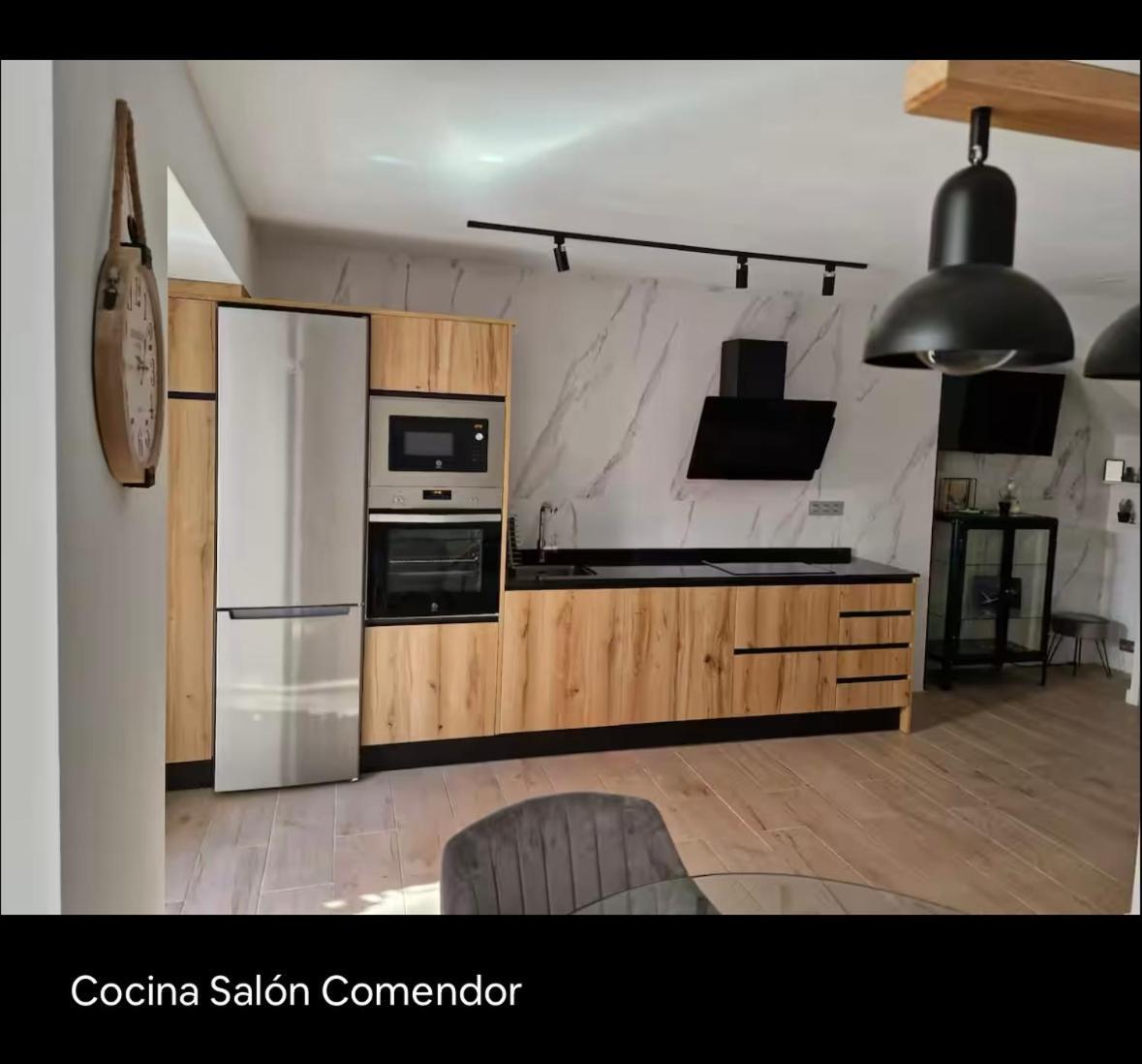 En El Corazon De Cimavilla Хихон Экстерьер фото